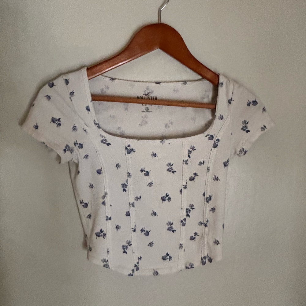 Hollister Blue Floral Women's Blouse